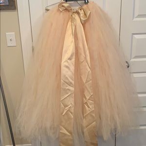 Tulle floor length skirt comes with a skirt under